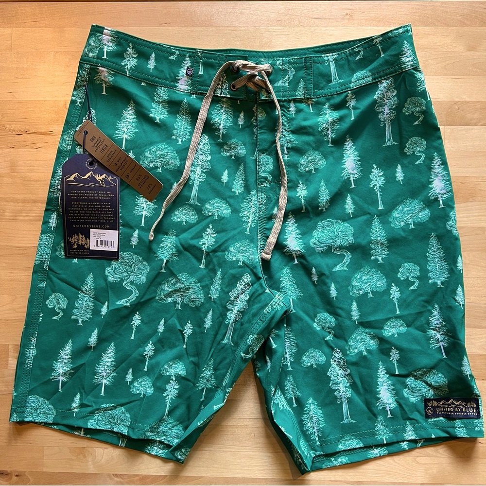 Rare United By Blue Woodland Trees Swim Board Shorts Mens 32 Evergreen Green NWT
